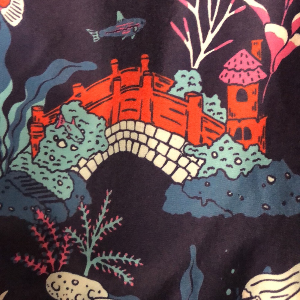 Sovereign Code Swim Trunks Size Medium Great Print - image 7